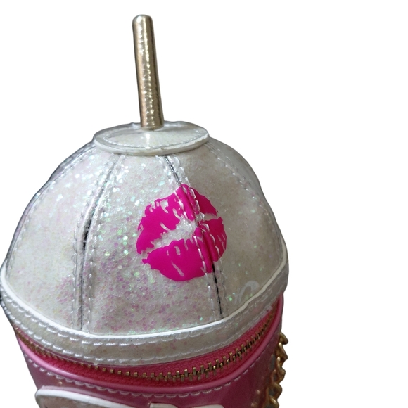 Betsey Johnson Bubble Tea Pink Crossbody Bag Long Gold Chain Y2K Kawaii Coquette - Picture 5 of 7